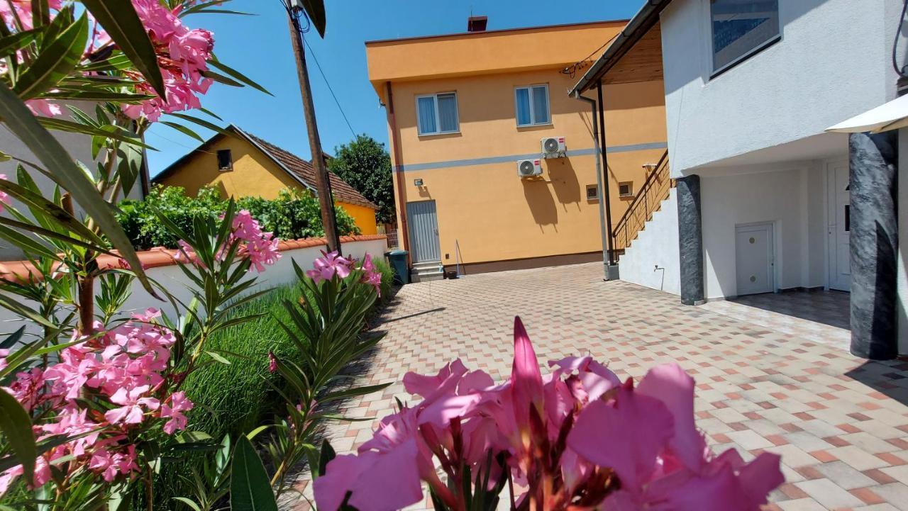 Apartment Kapetanovic Bosanski Samac Kültér fotó