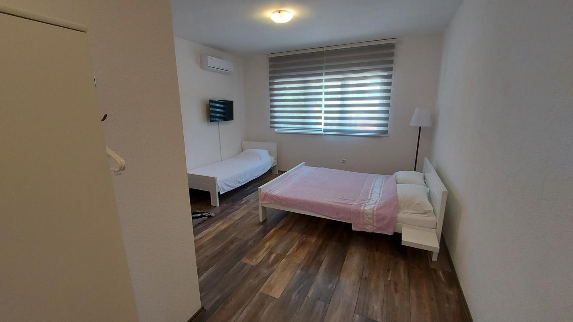 Apartment Kapetanovic Bosanski Samac Szoba fotó